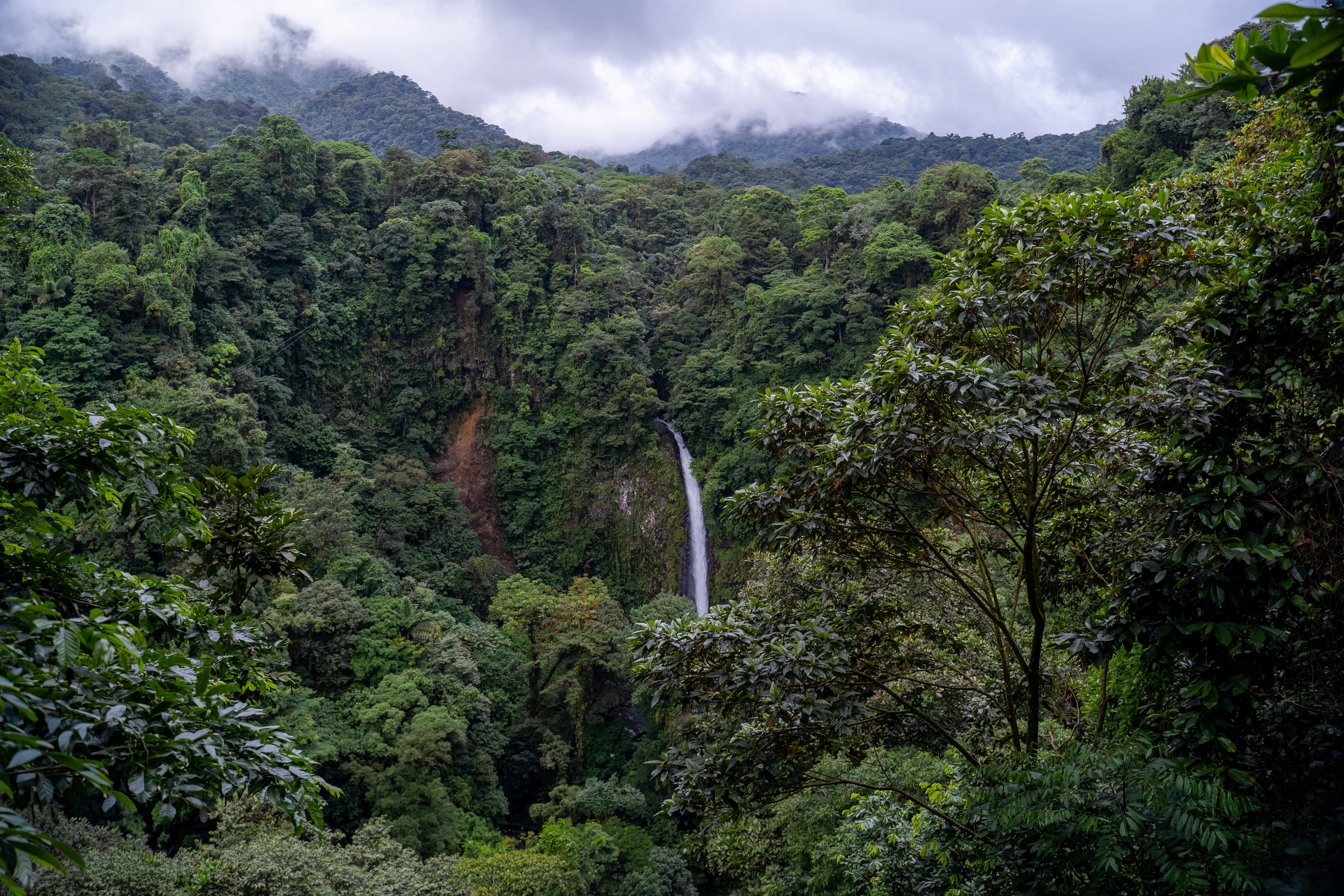 La Catarata Río Fortuna entra al 1% mejor valorado del mundo